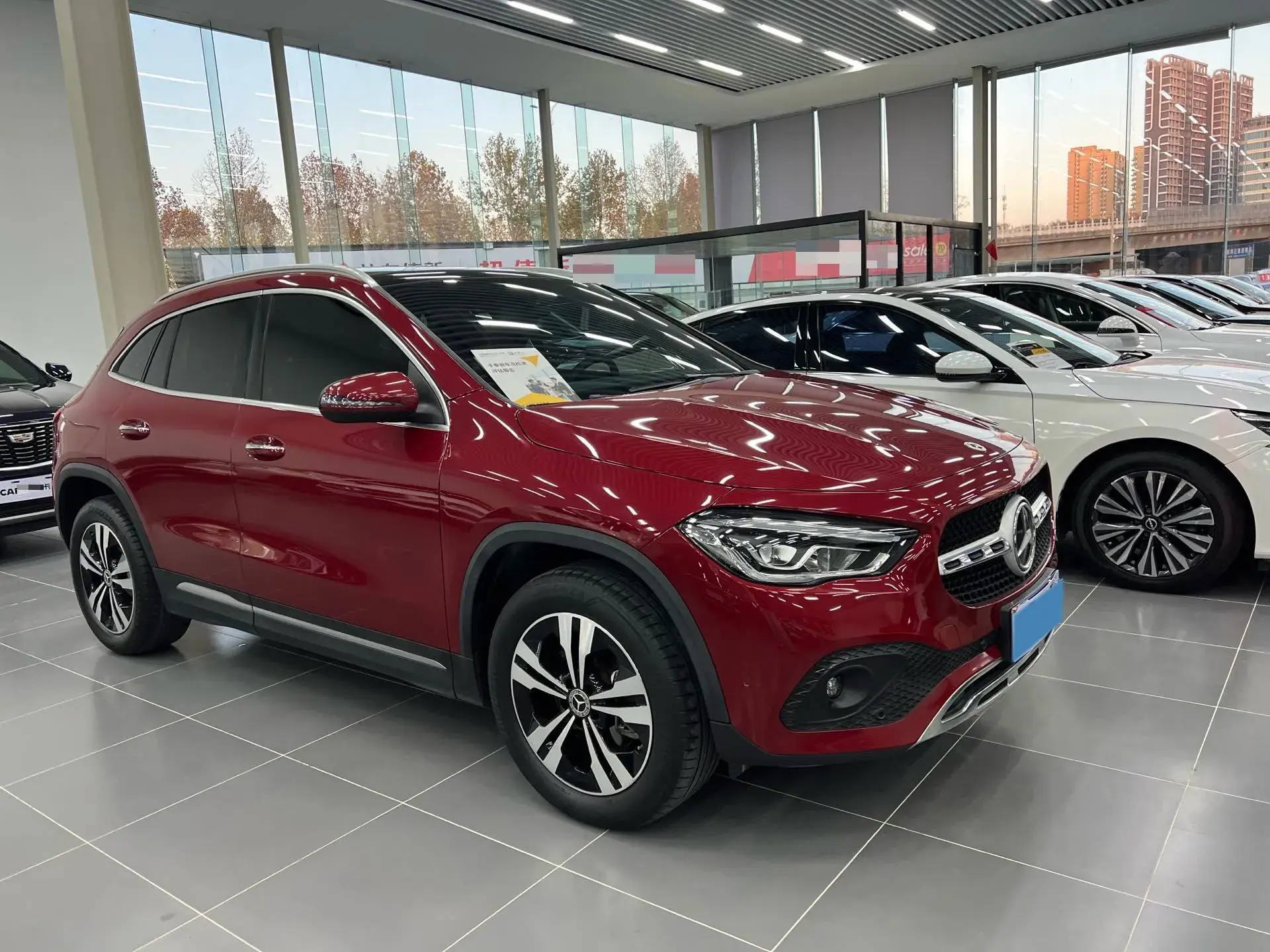 2020 MERCEDES-BENZ GLA thumbnail 2