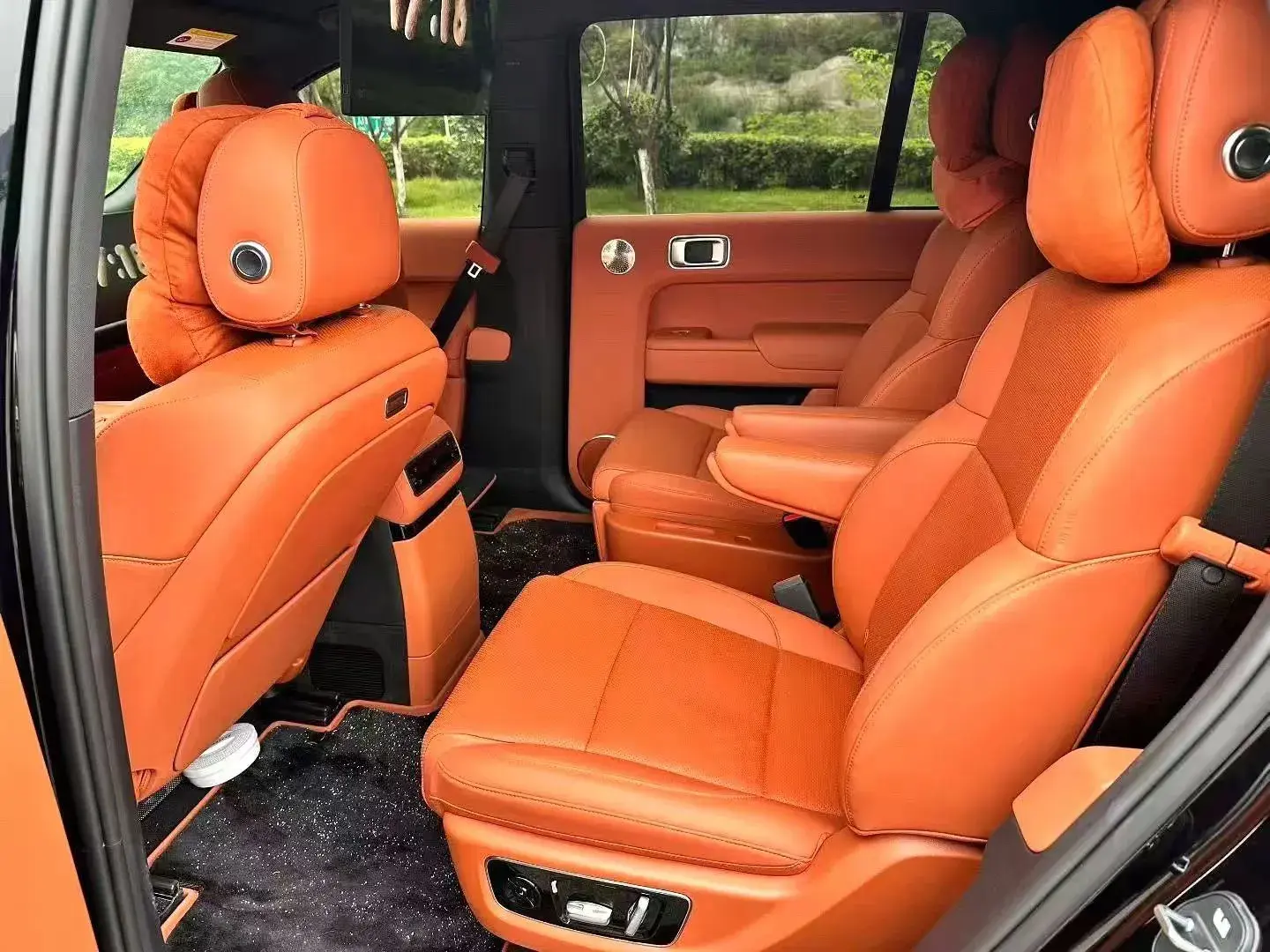 2025 LI L9 thumbnail 4