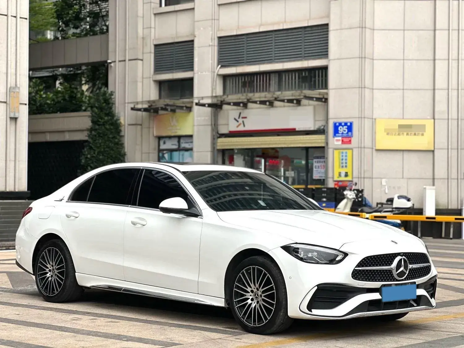 2022 MERCEDES-BENZ C thumbnail 2