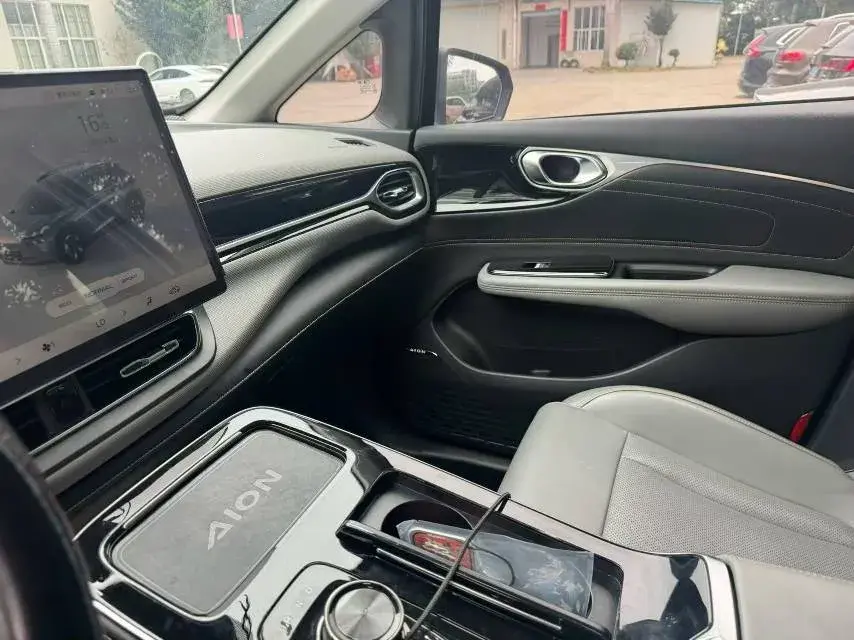 2021 AION V thumbnail 4