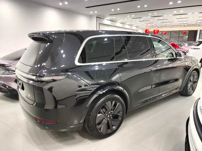 2023 LI L9 thumbnail 3