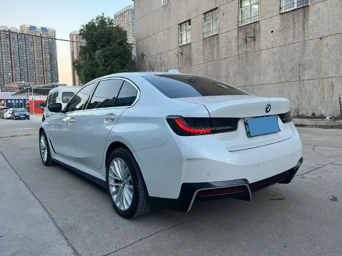 2024 BMW i3 BEV 70KWH,autocango,china used car exporter,china ev exporter,chinese used car exporter,chinese used ev exporter