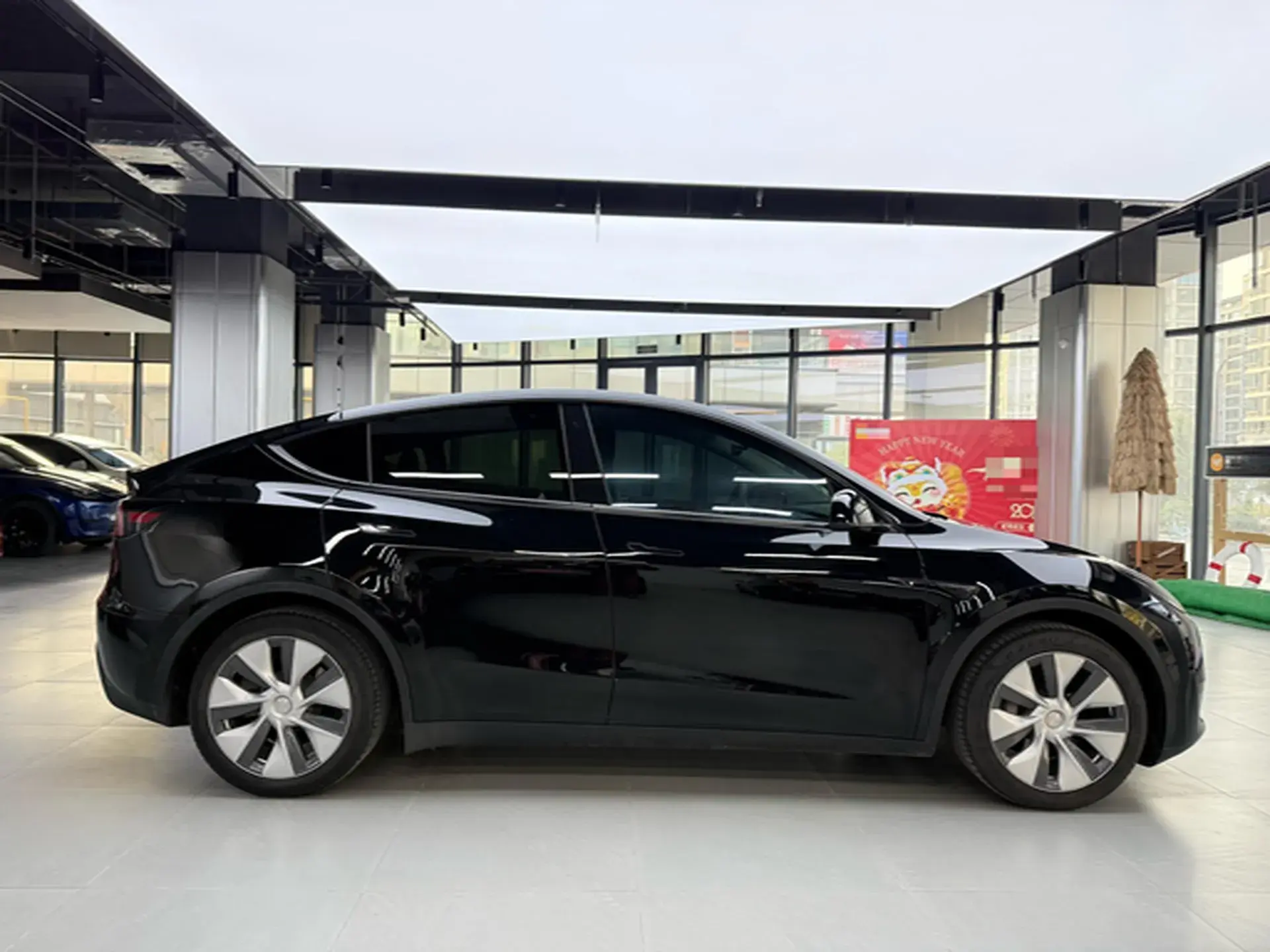 2022 TESLA MODEL thumbnail 4