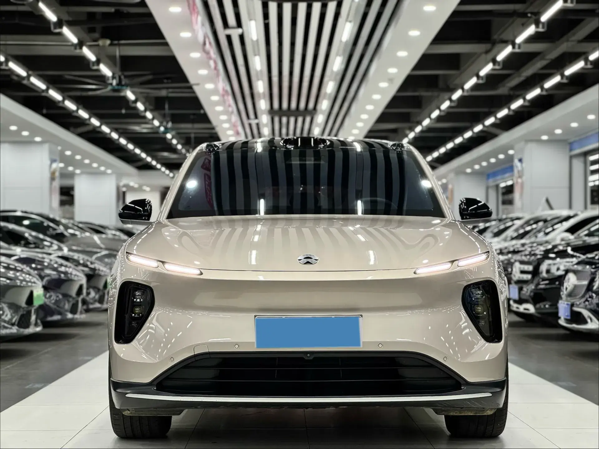 2023 NIO EC6 thumbnail 2