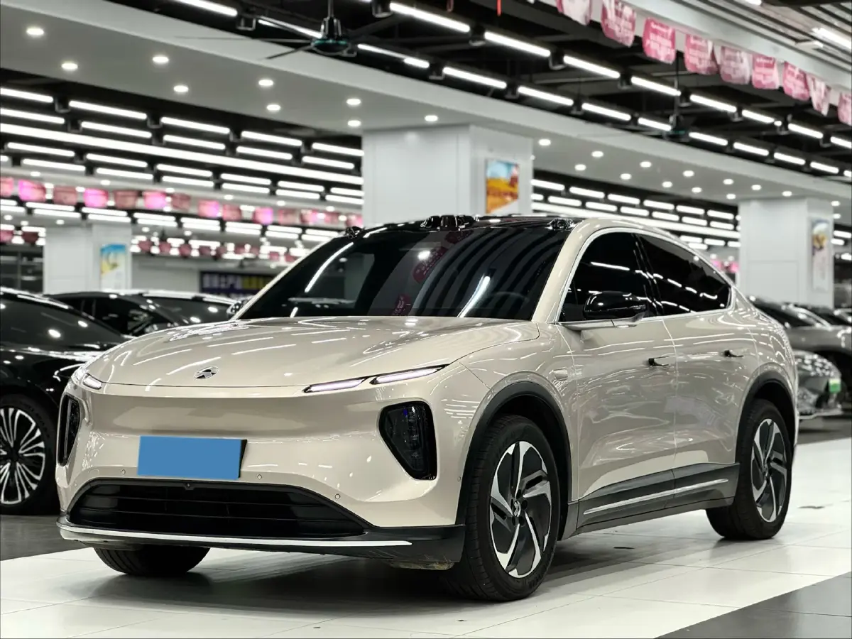 2023 NIO EC6 BEV 75KWH