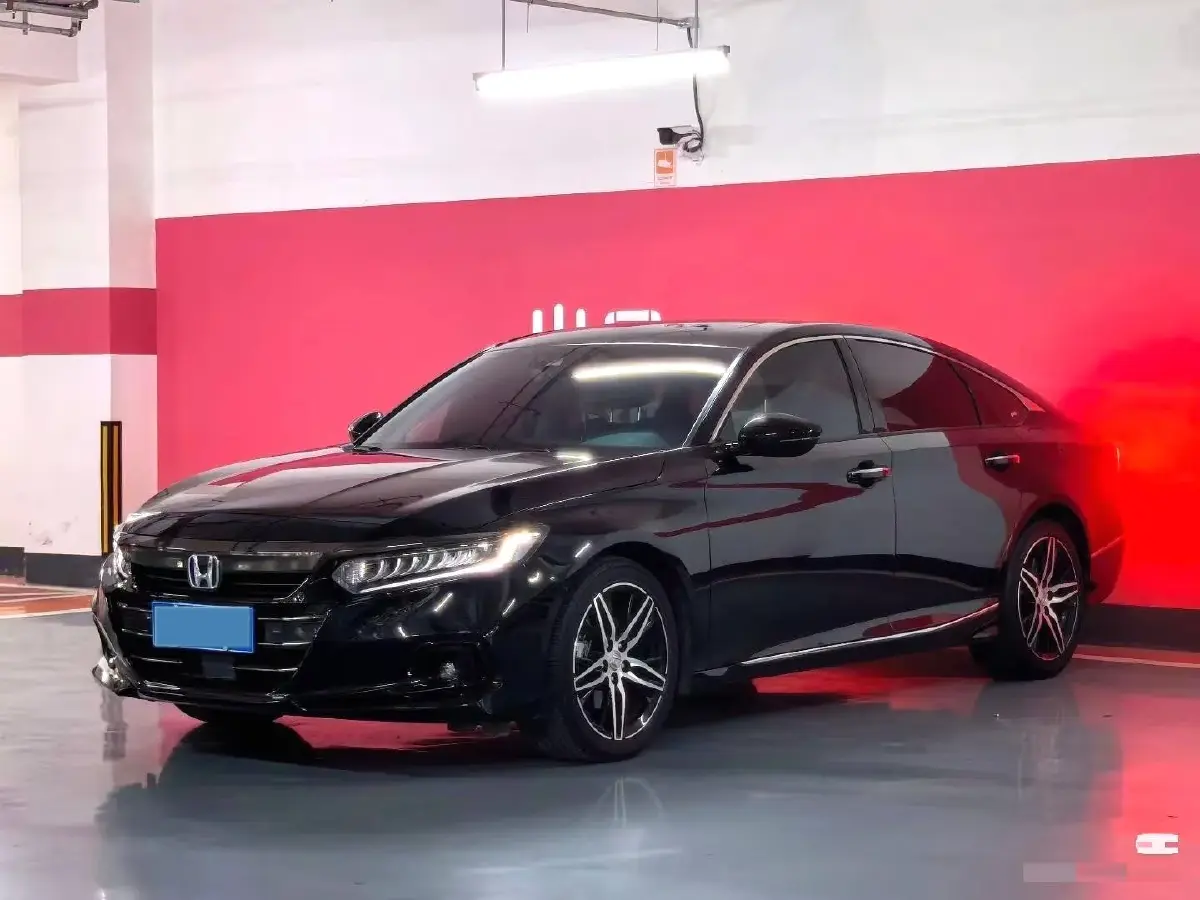 2022 Honda Accord 2.0L 146HP L4 E-CVT Hybrid