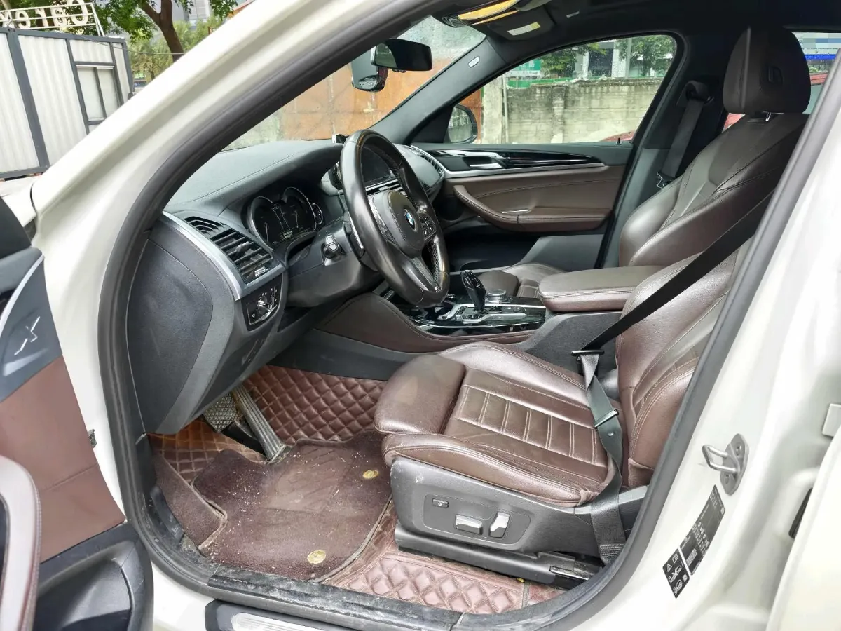 2019 BMW X4 2.0T 184HP L4 8AT,autocango,china used car exporter,china ev exporter,chinese used car exporter,chinese used ev exporter