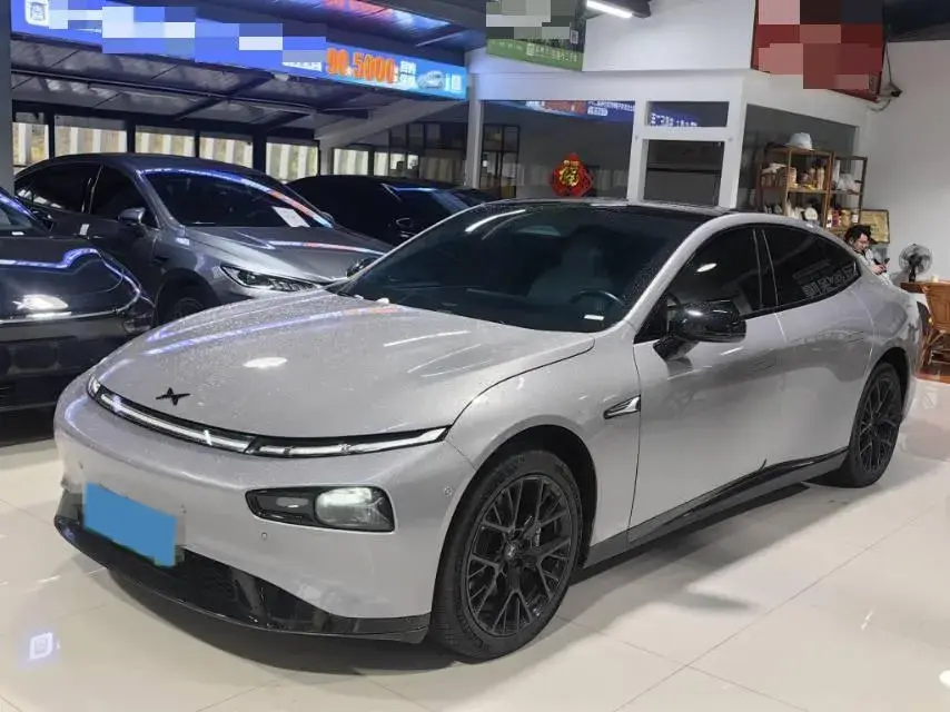2024 XPENG P7 view 1