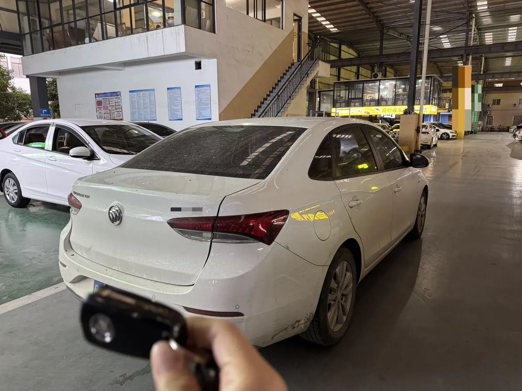 2020 BUICK REGAL thumbnail 3