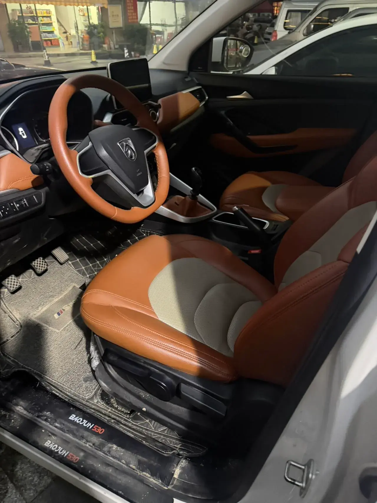 2016 BAOJUN 730 thumbnail 4