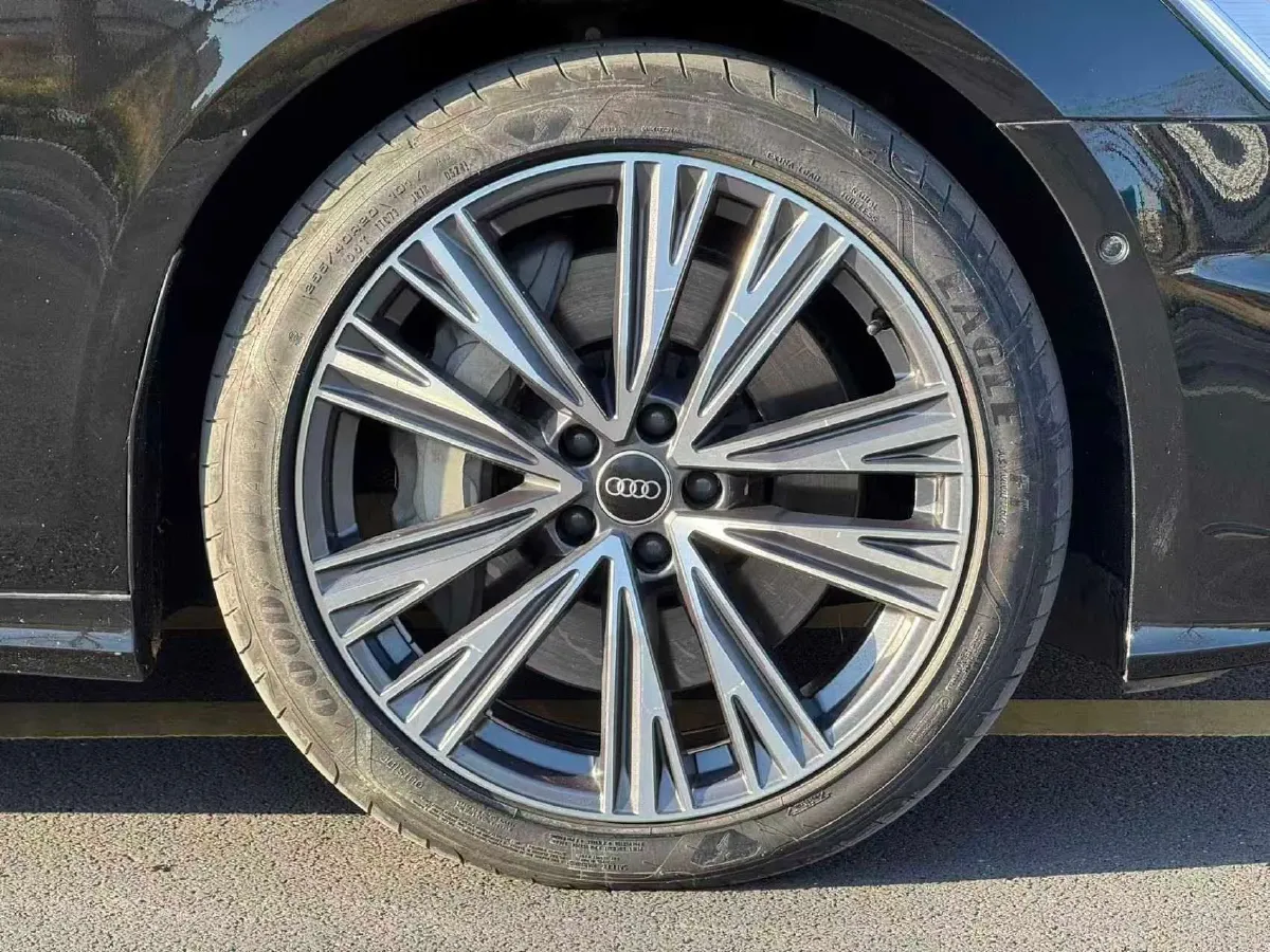 2024 Audi A6L 3.0T 340HP V6 7DCT,autocango,china used car exporter,china ev exporter,chinese used car exporter,chinese used ev exporter