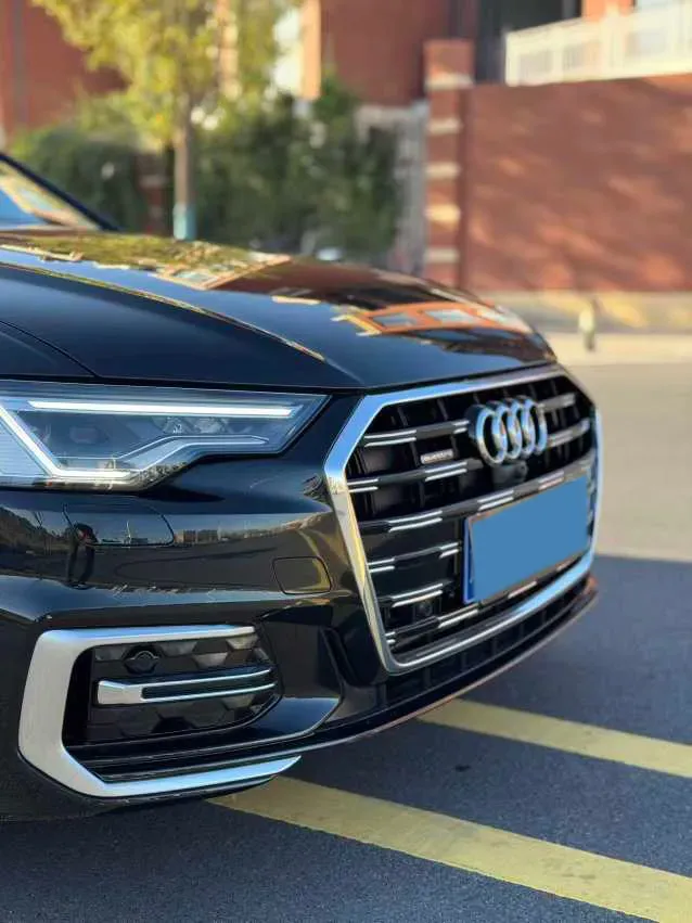 2024 Audi A6L 3.0T 340HP V6 7DCT,autocango,china used car exporter,china ev exporter,chinese used car exporter,chinese used ev exporter