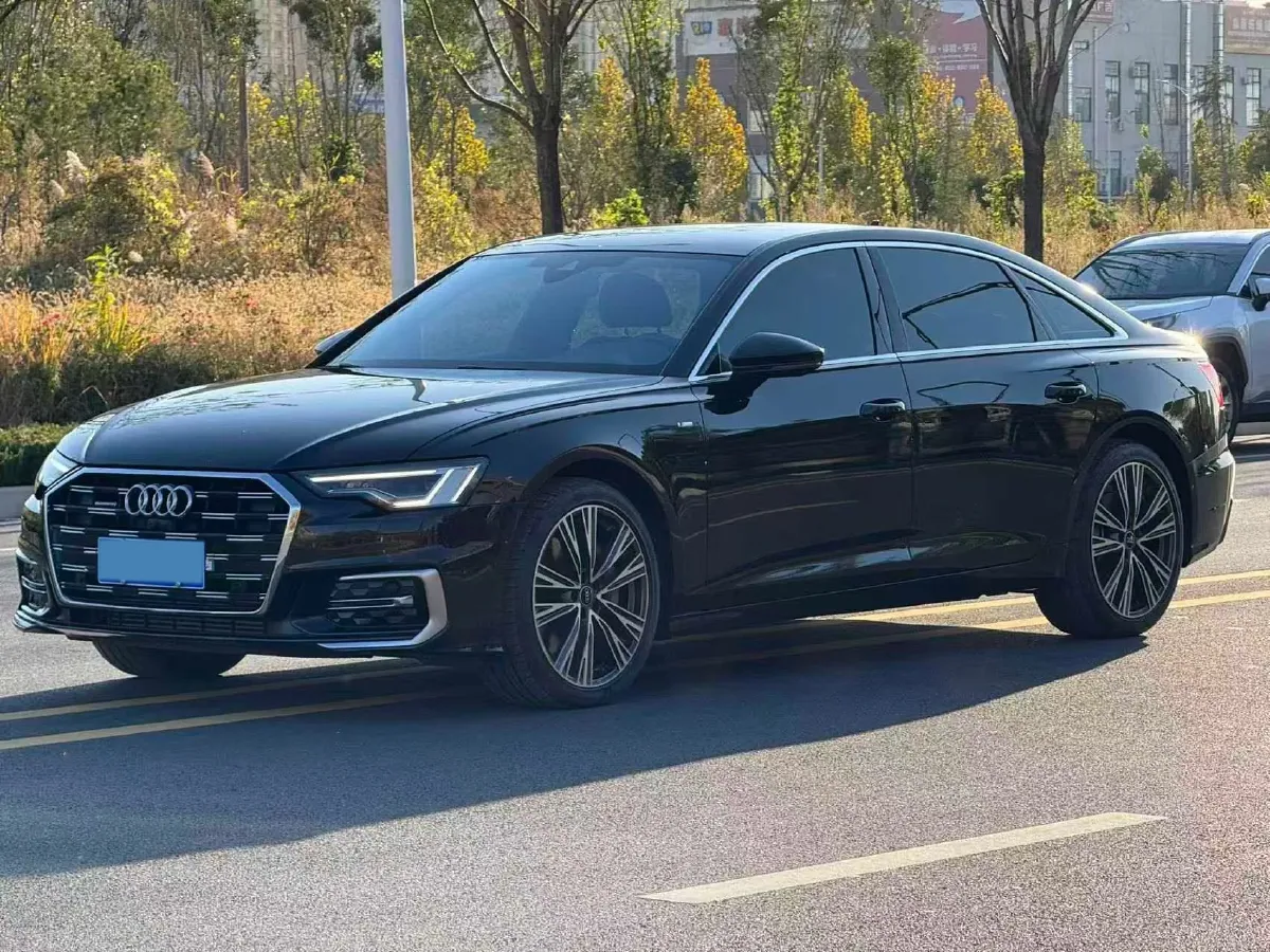 2024 Audi A6L 3.0T 340HP V6 7DCT,autocango,china used car exporter,china ev exporter,chinese used car exporter,chinese used ev exporter