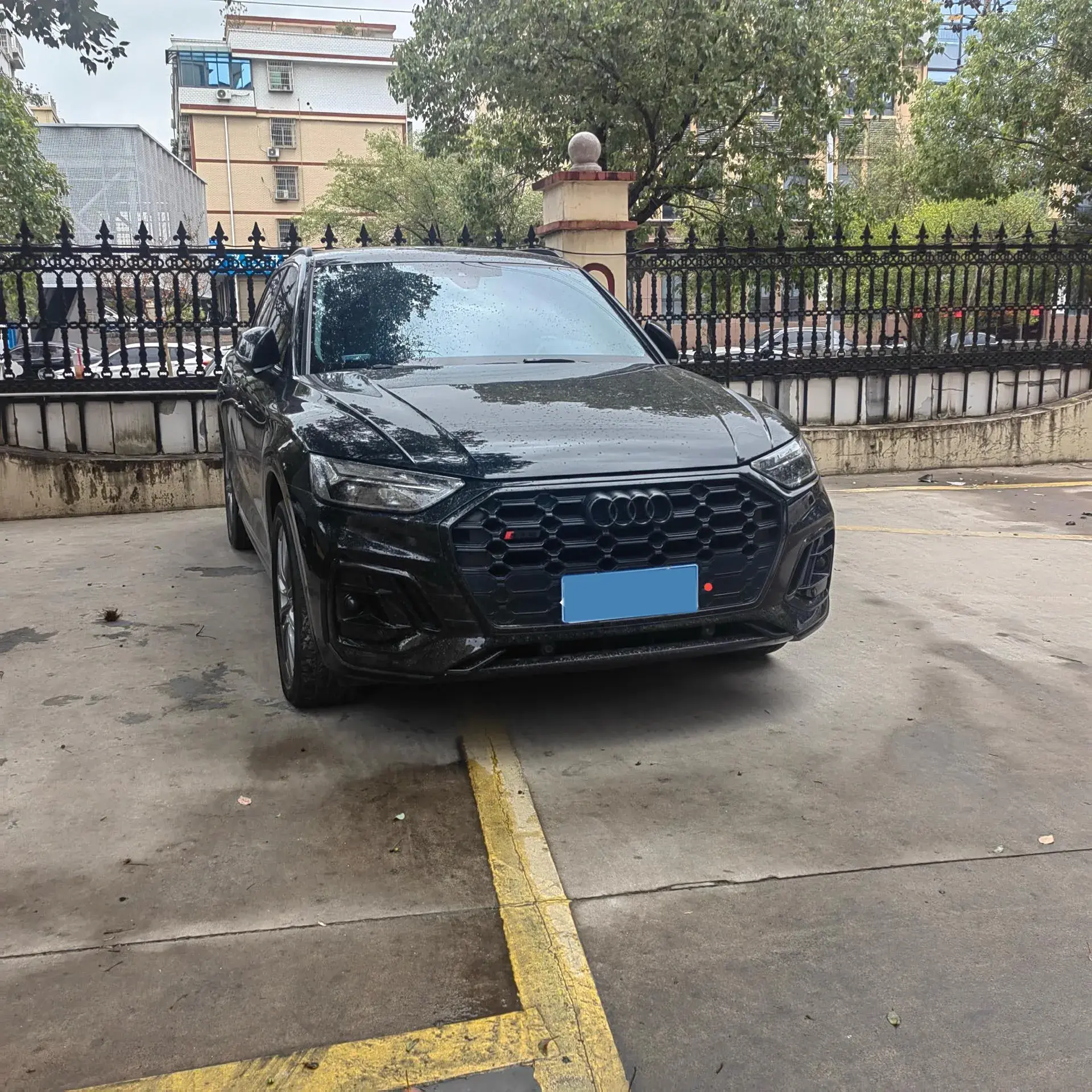 2022 AUDI Q5L thumbnail 2