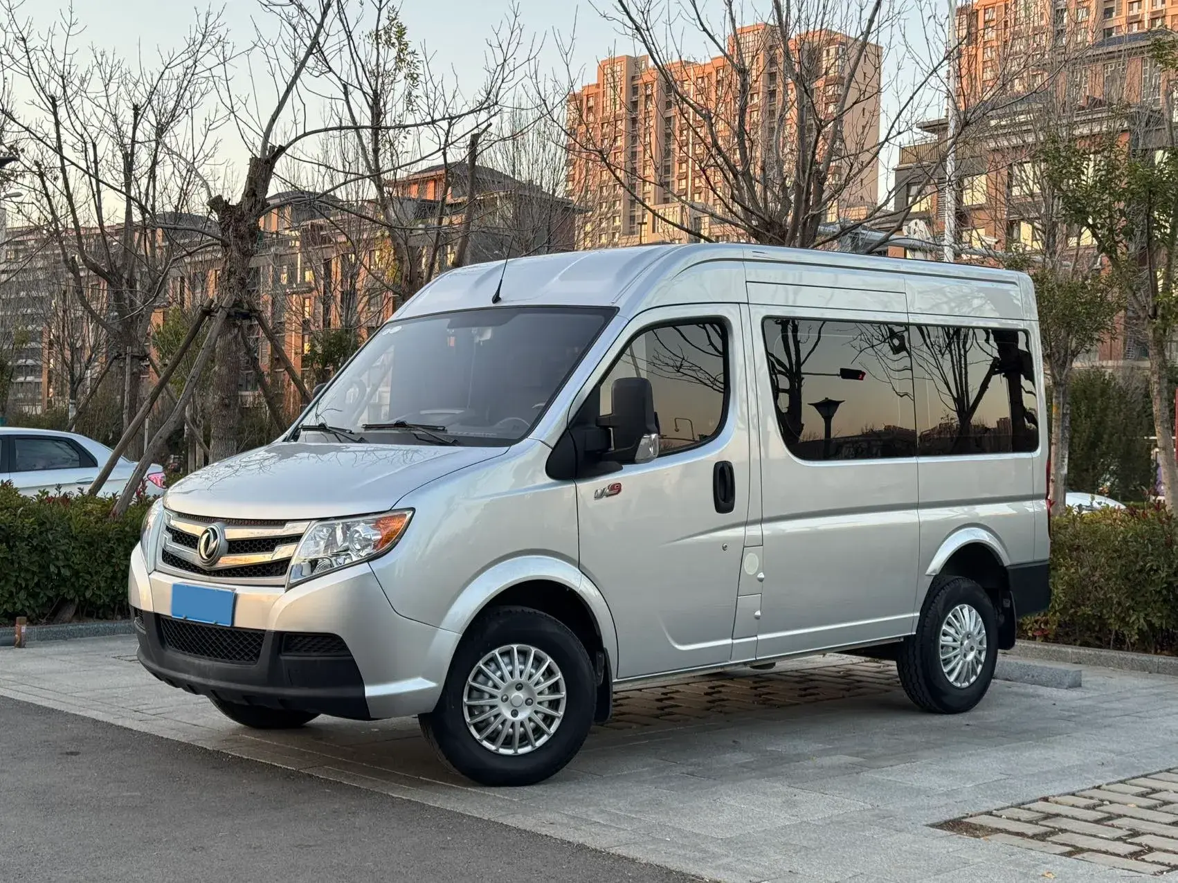 2020 DONGFENG DFAC view 1