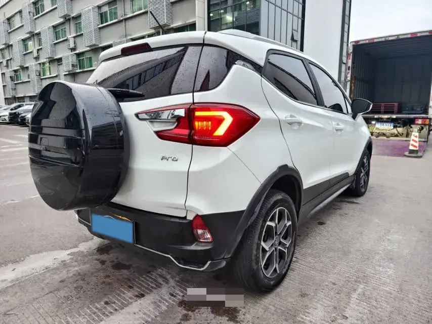 2021 BYD YUAN thumbnail 2