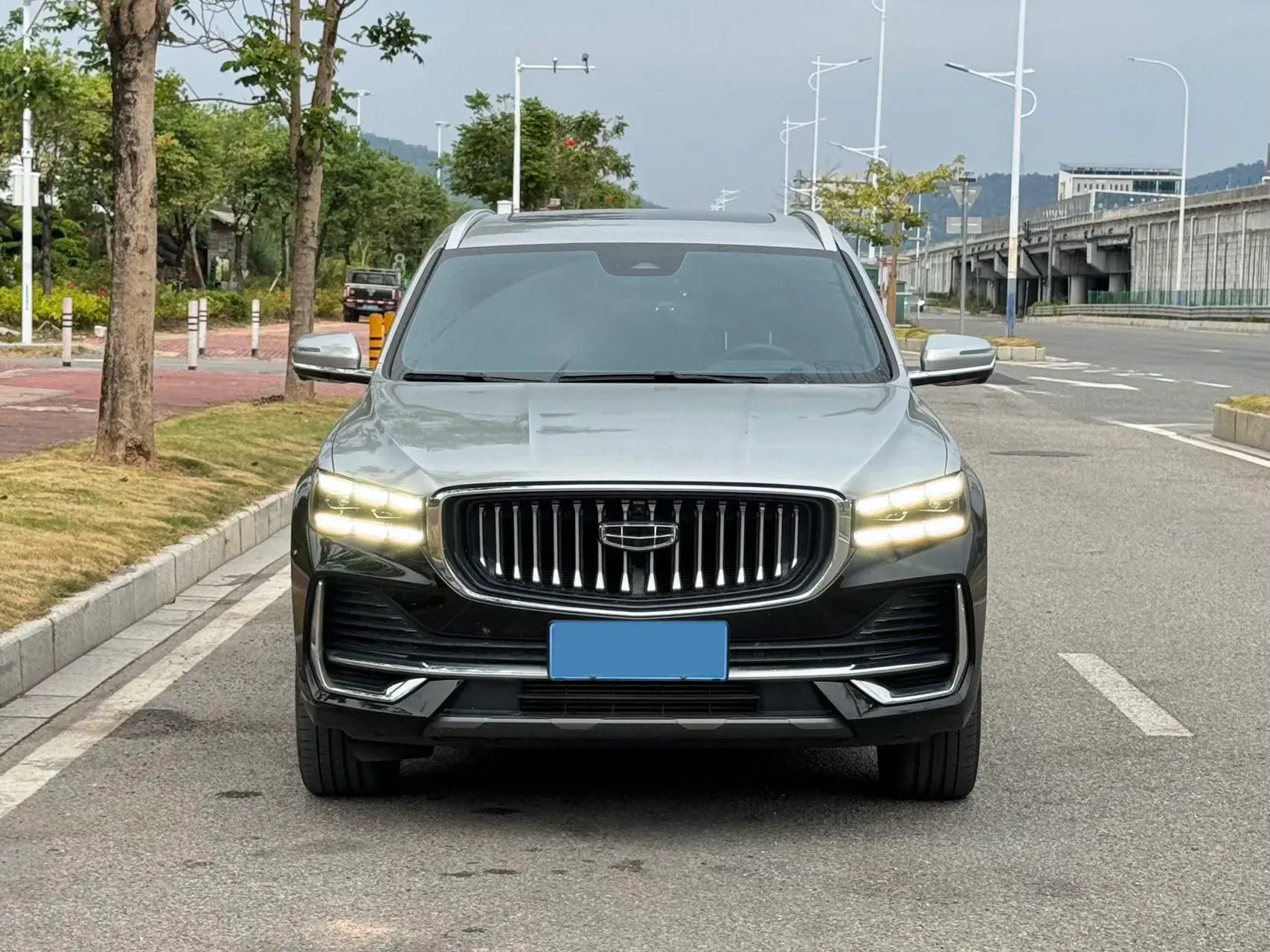 2024 GEELY MONJARO thumbnail 3