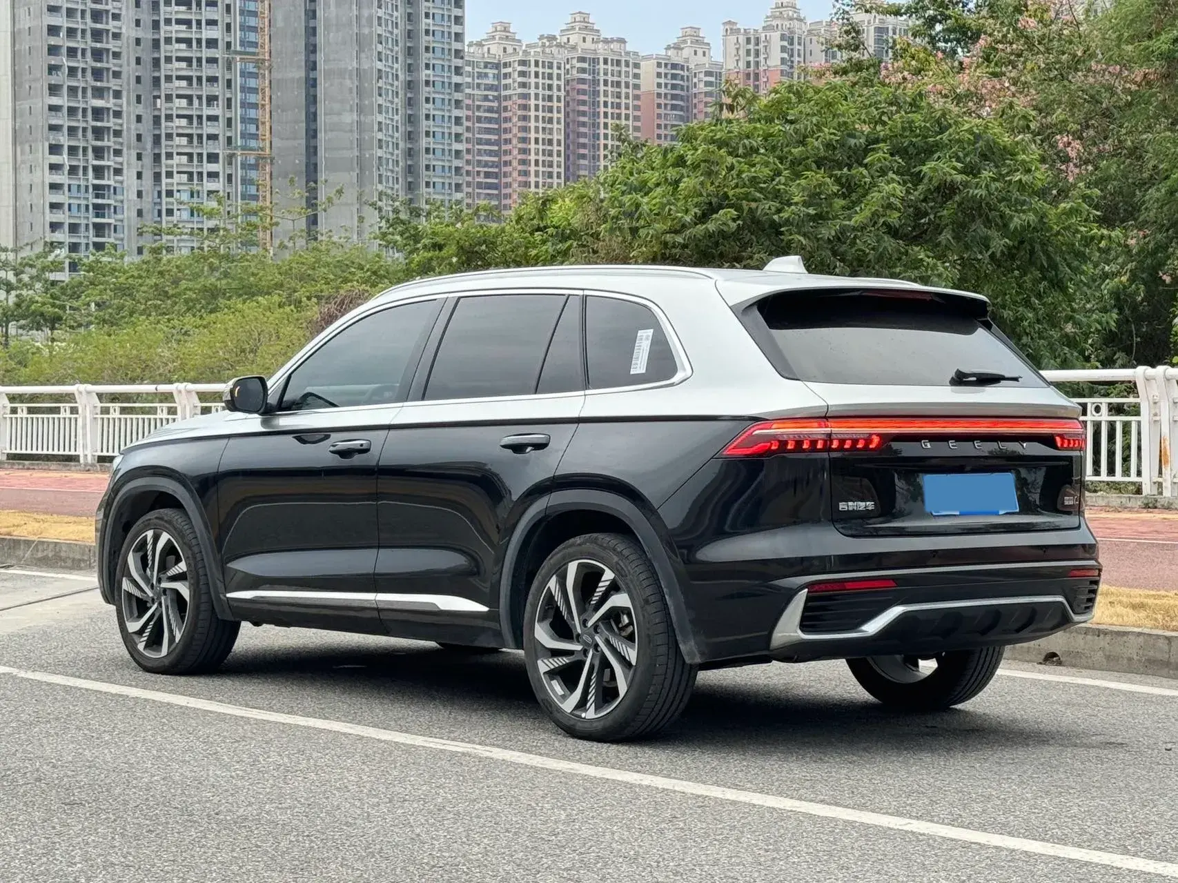 2024 GEELY MONJARO thumbnail 2