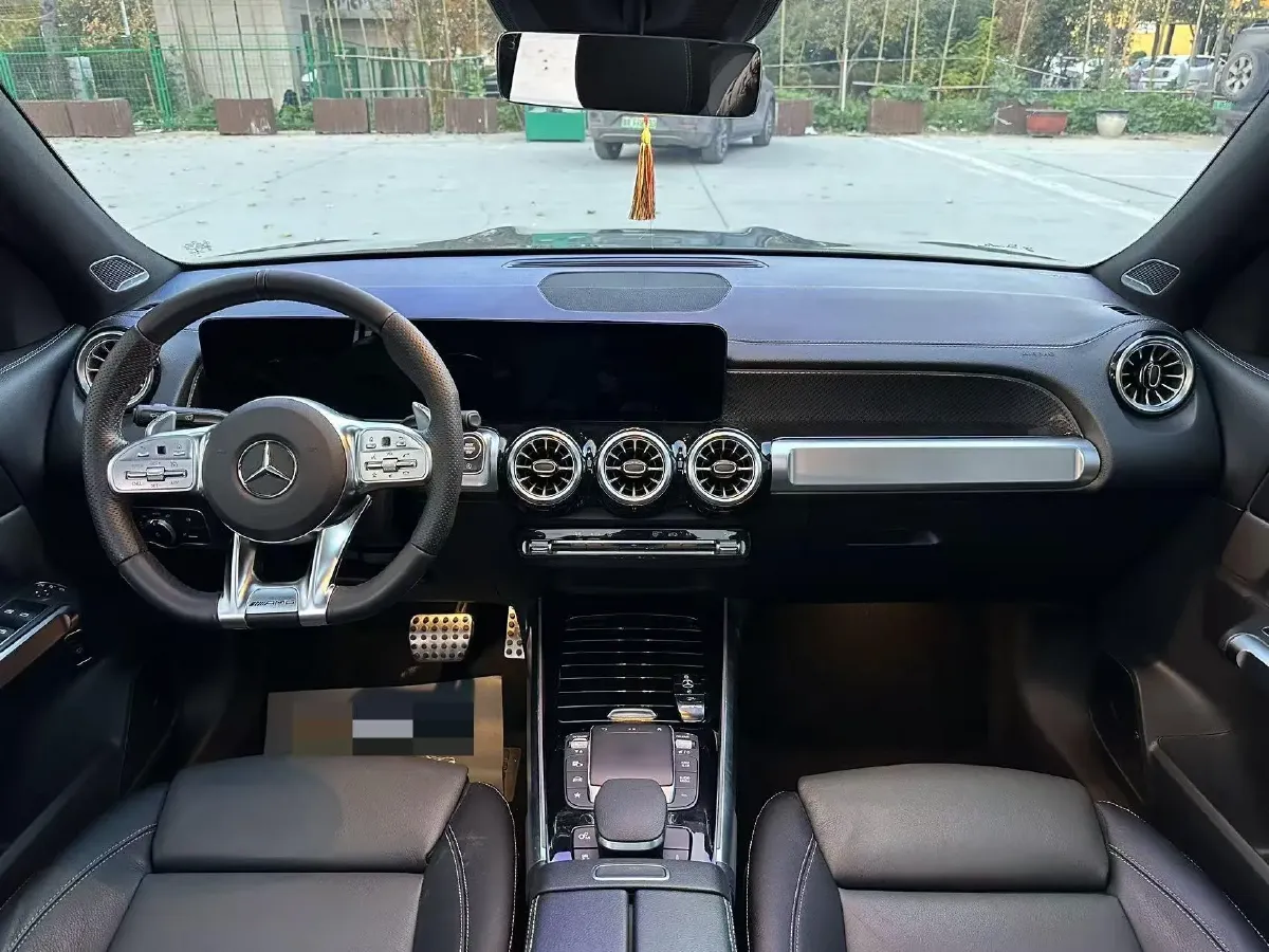 2021 Mercedes-Benz GLB AMG 2.0T 306HP L4 8DCT,autocango,china used car exporter,china ev exporter,chinese used car exporter,chinese used ev exporter