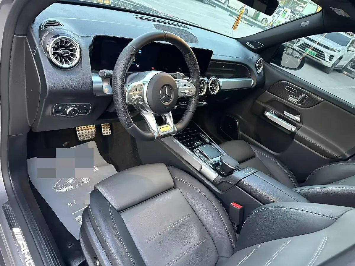 2021 Mercedes-Benz GLB AMG 2.0T 306HP L4 8DCT,autocango,china used car exporter,china ev exporter,chinese used car exporter,chinese used ev exporter