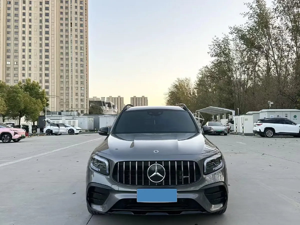2021 Mercedes-Benz GLB AMG 2.0T 306HP L4 8DCT,autocango,china used car exporter,china ev exporter,chinese used car exporter,chinese used ev exporter