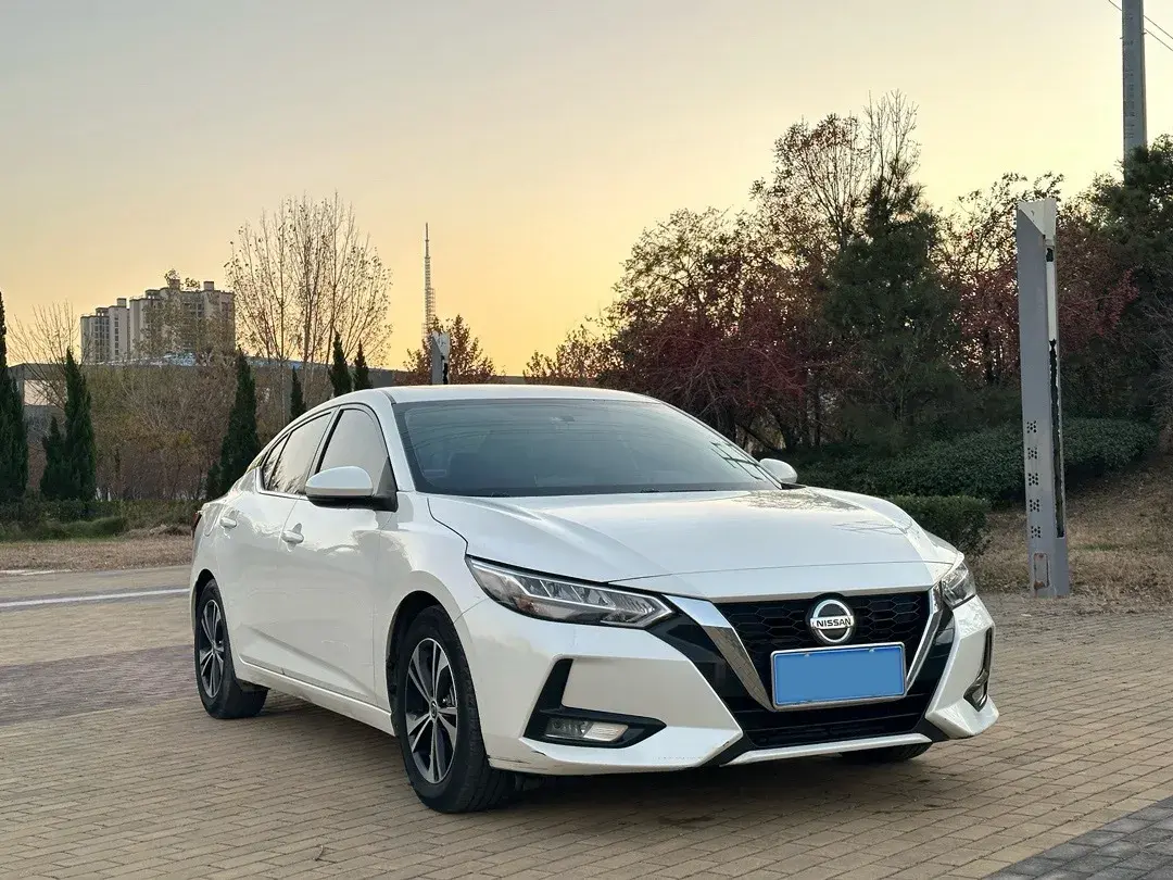 2020 NISSAN SYLPHY thumbnail 3