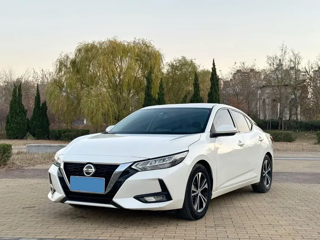 2020 NISSAN SYLPHY view 1