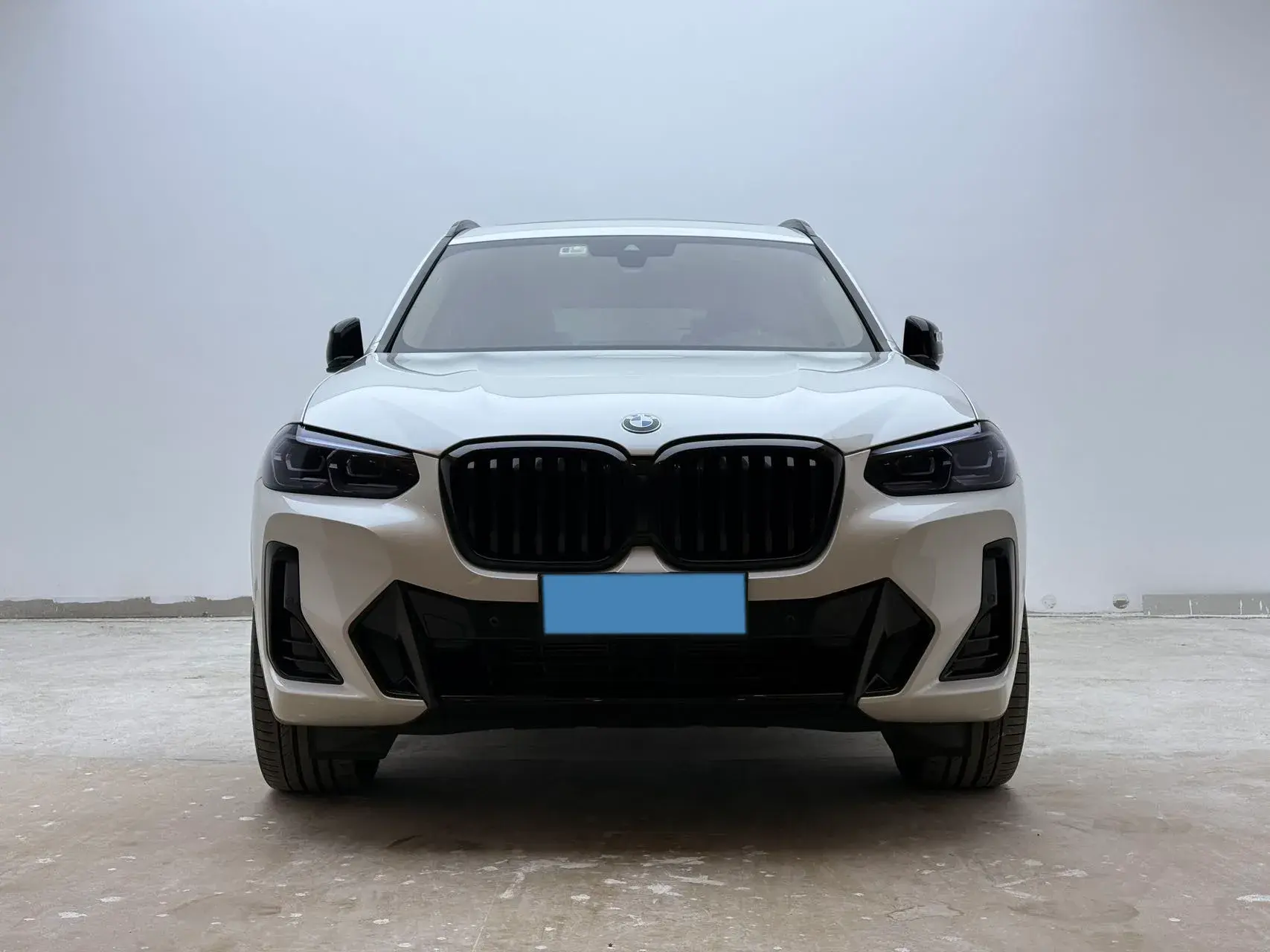 2022 BMW X3 thumbnail 2