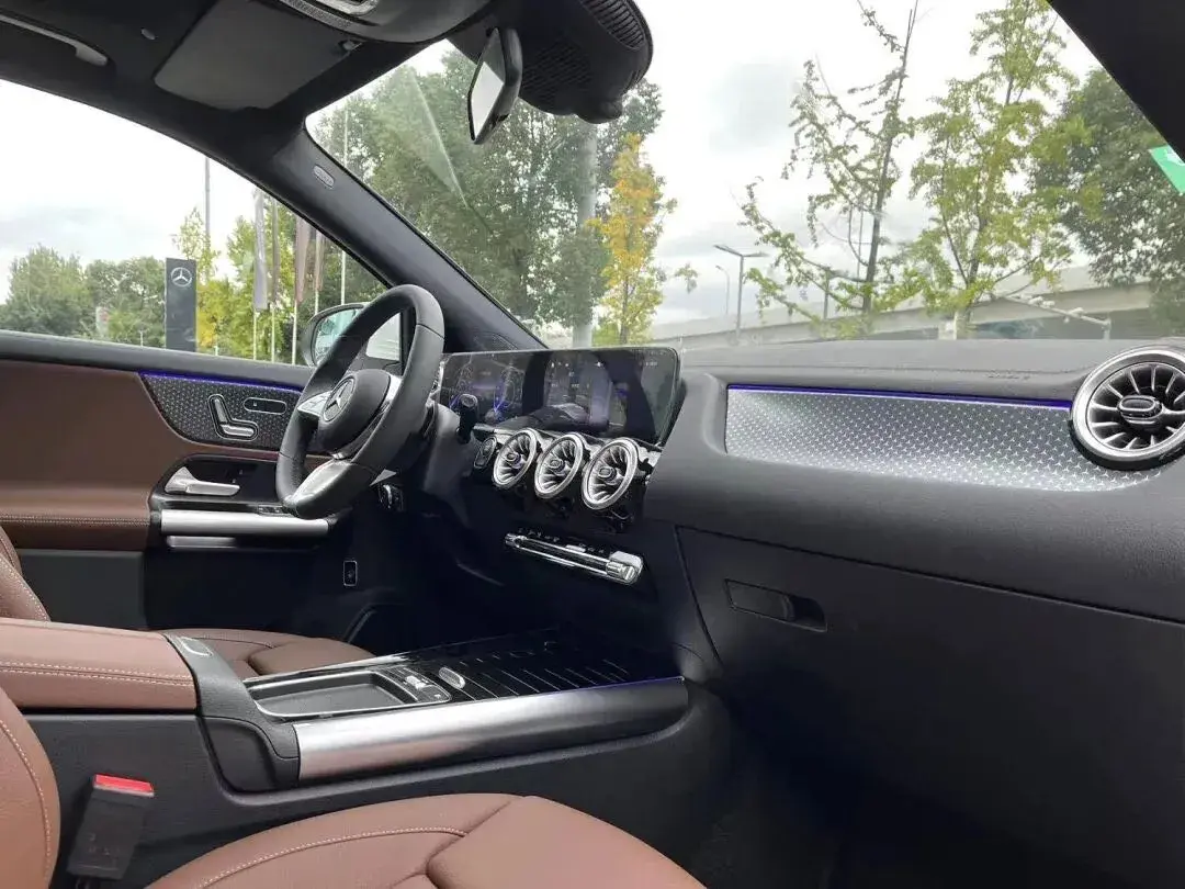 2023 MERCEDES-BENZ EQA thumbnail 2