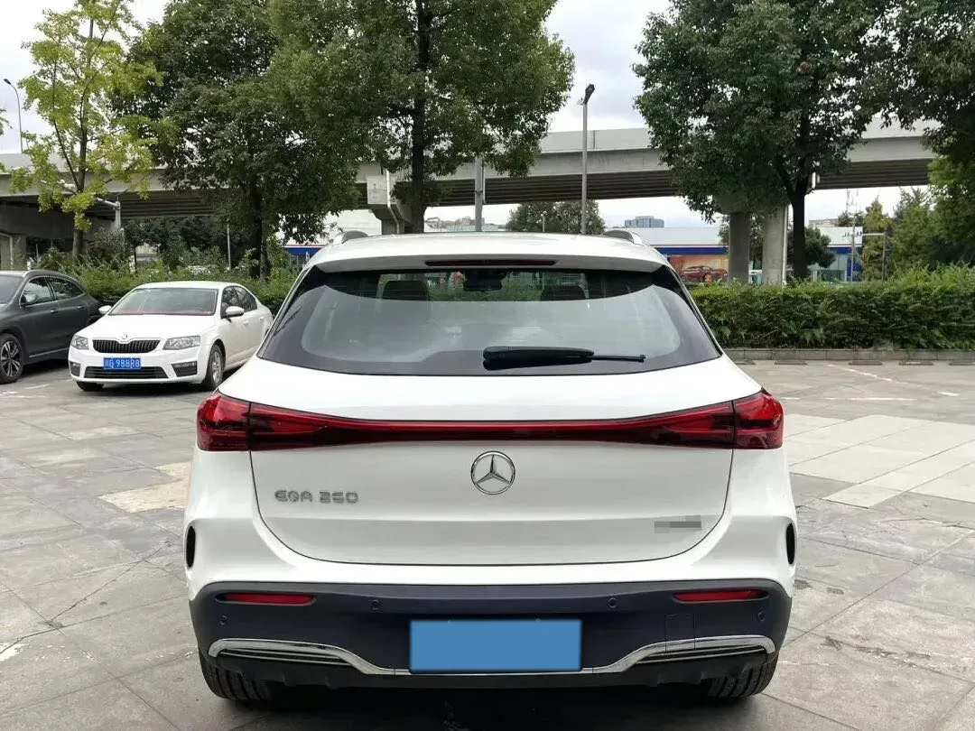 2023 Mercedes-Benz EQA Class BEV 73.5KWH,autocango,china used car exporter,china ev exporter,chinese used car exporter,chinese used ev exporter