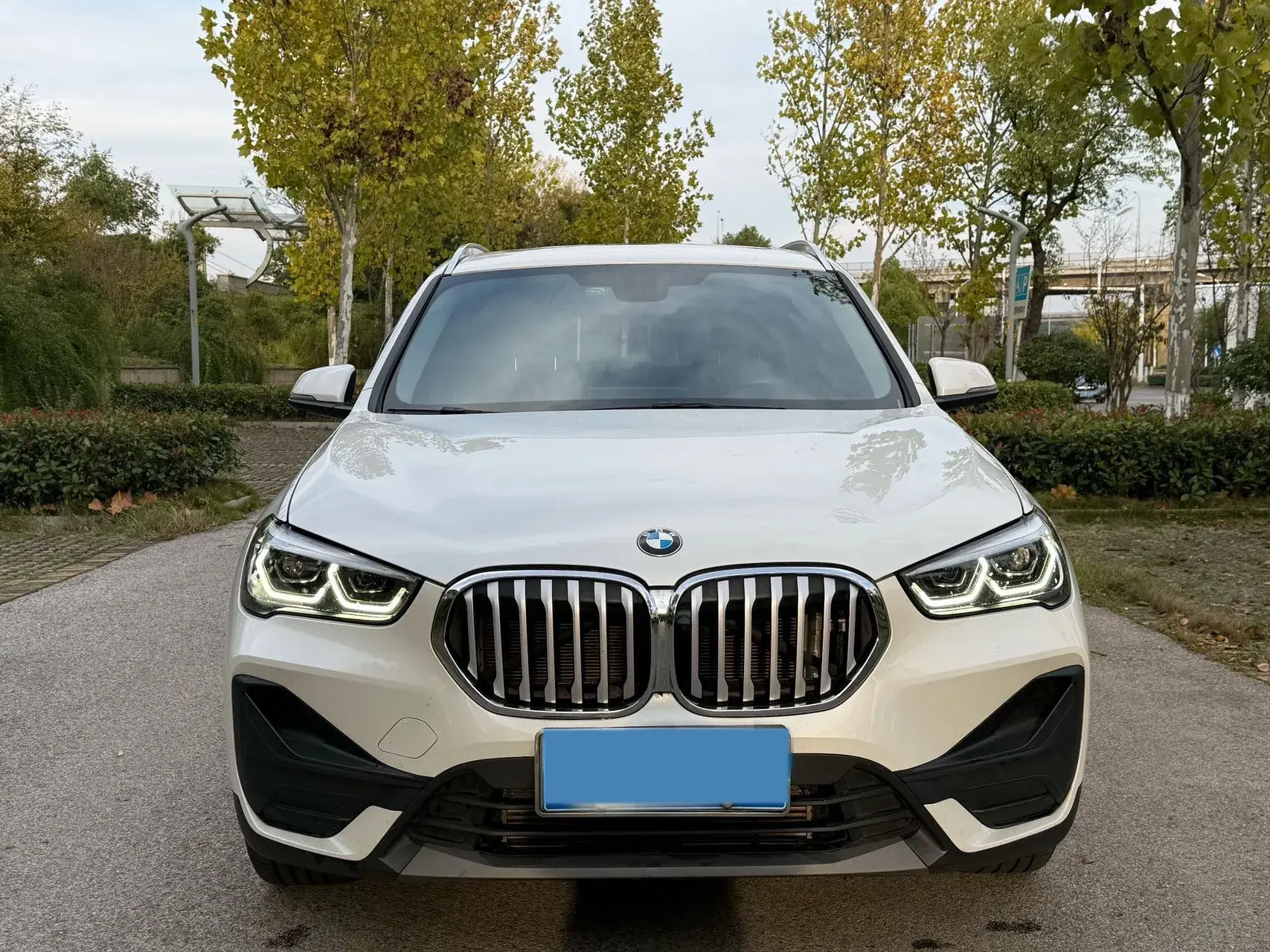 2021 BMW X1 thumbnail 2