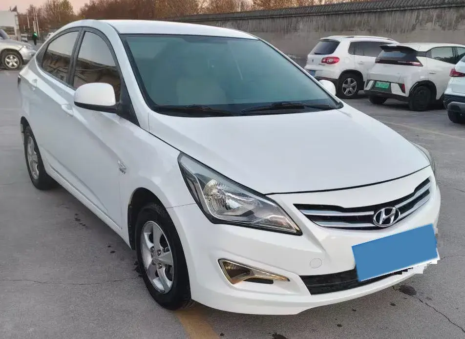 2016 HYUNDAI REINA thumbnail 2