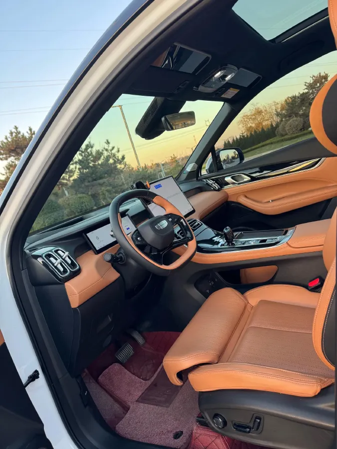 2025 Geely StarRay 1.5T 181HP L4 7DCT,autocango,china used car exporter,china ev exporter,chinese used car exporter,chinese used ev exporter