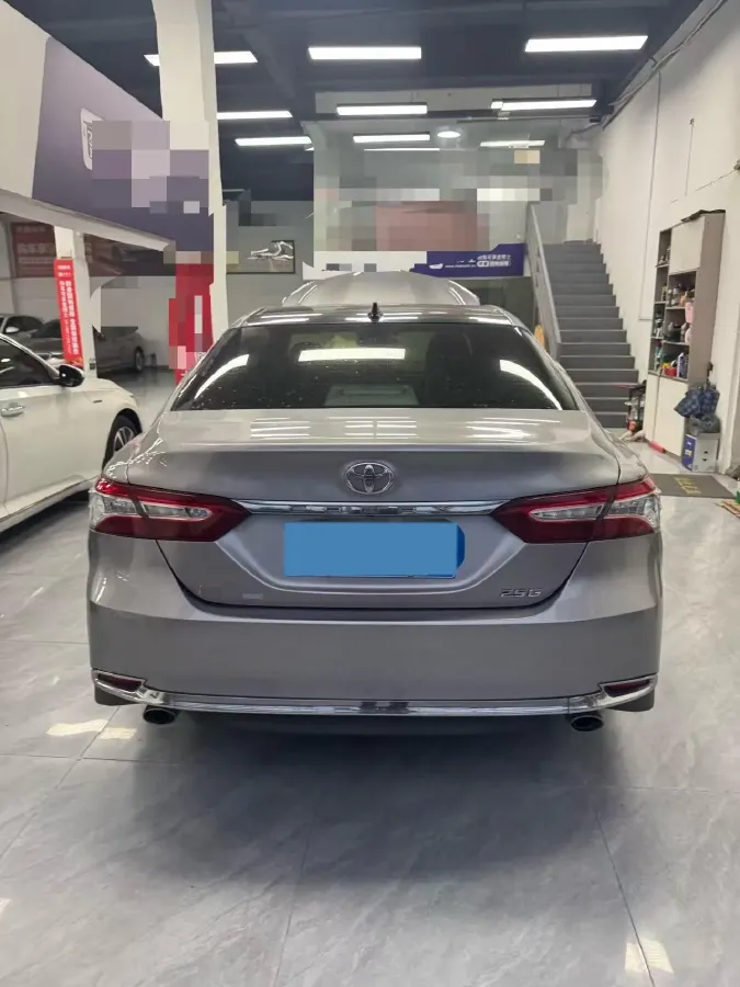 2023 Toyota Camry 2.5L 207HP L4 8AT,autocango,china used car exporter,china ev exporter,chinese used car exporter,chinese used ev exporter