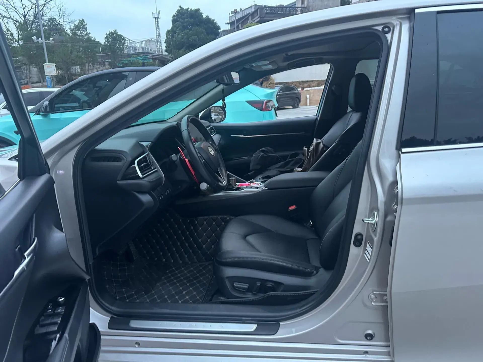 2021 TOYOTA CAMRY thumbnail 3