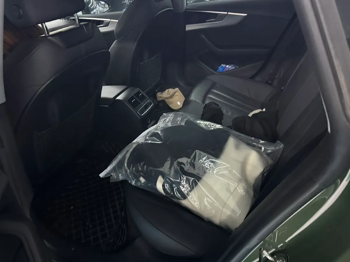 2022 Audi A5 2.0T 204HP L4 7DCT,autocango,china used car exporter,china ev exporter,chinese used car exporter,chinese used ev exporter