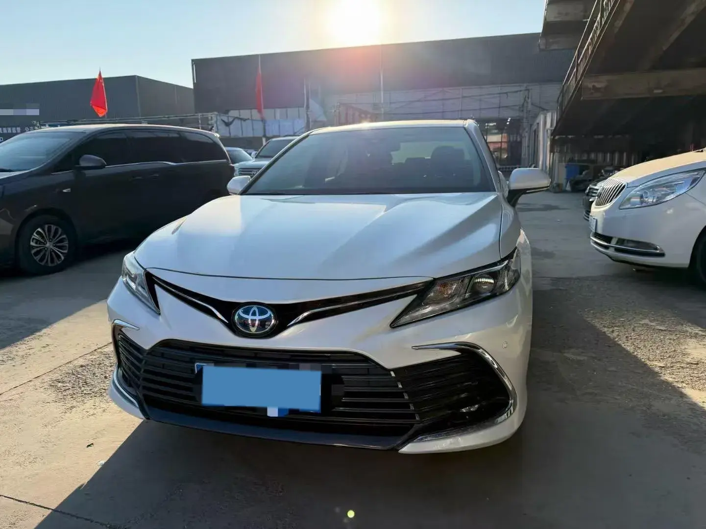 2023 TOYOTA CAMRY thumbnail 2