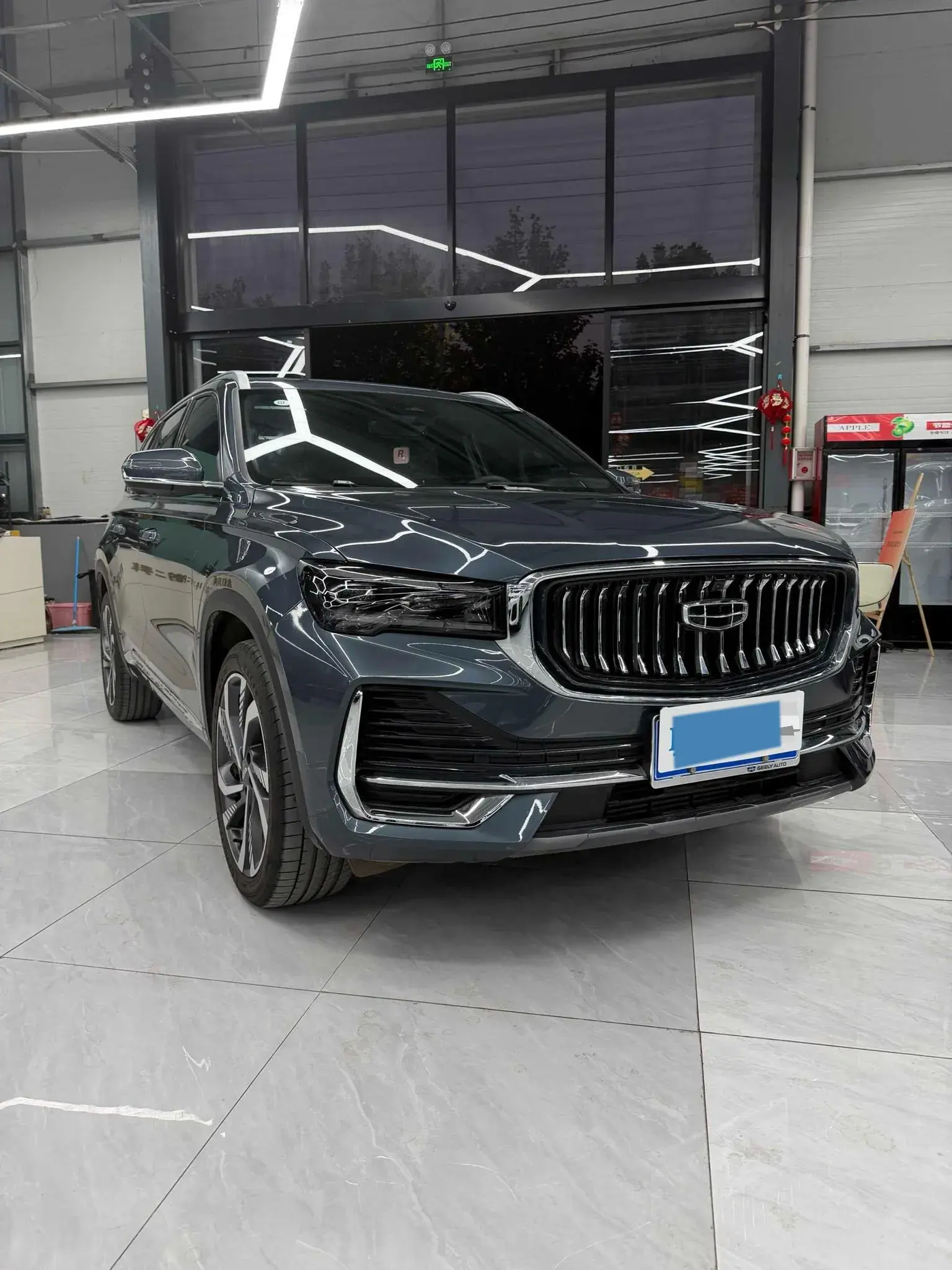 2023 GEELY MONJARO thumbnail 3