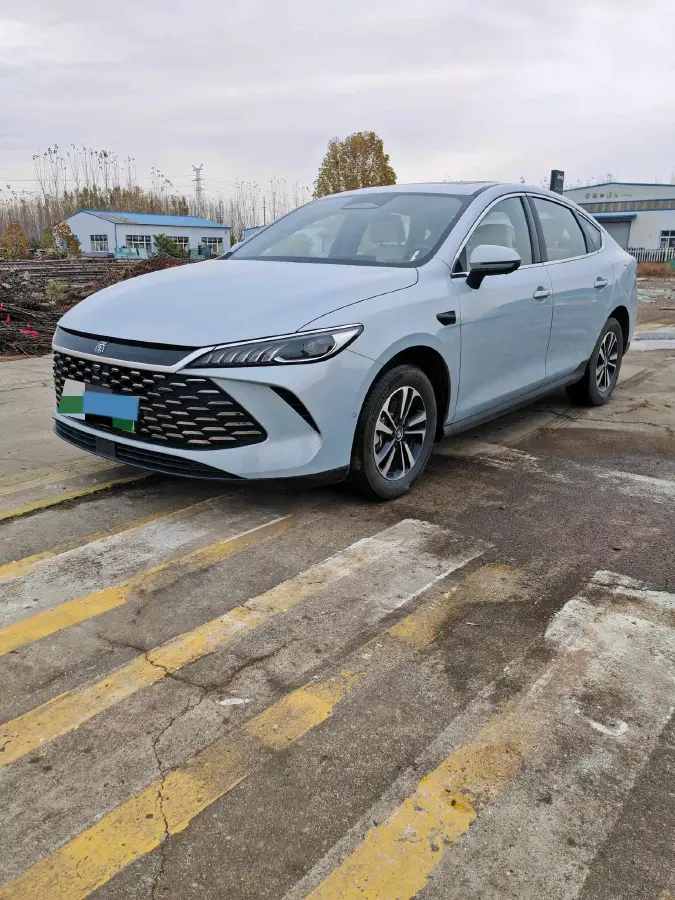 2025 BYD Qin Plus 1.5L 101HP L4 E-CVT PHEV 15.8KWH