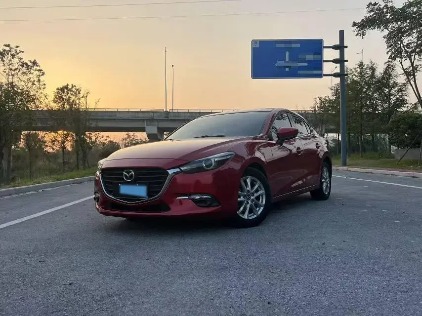 2017 Mazda 3 Axela 1.5L 117HP L4 6AT