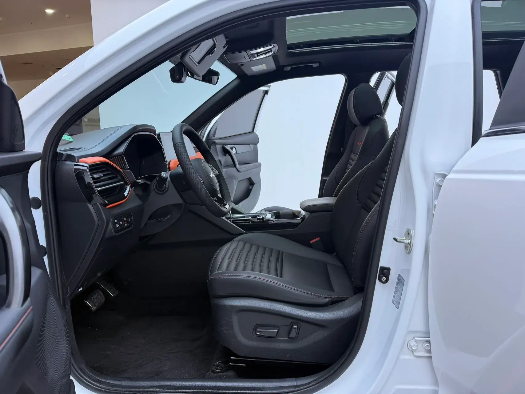 2021 KIA SPORTAGE thumbnail 4