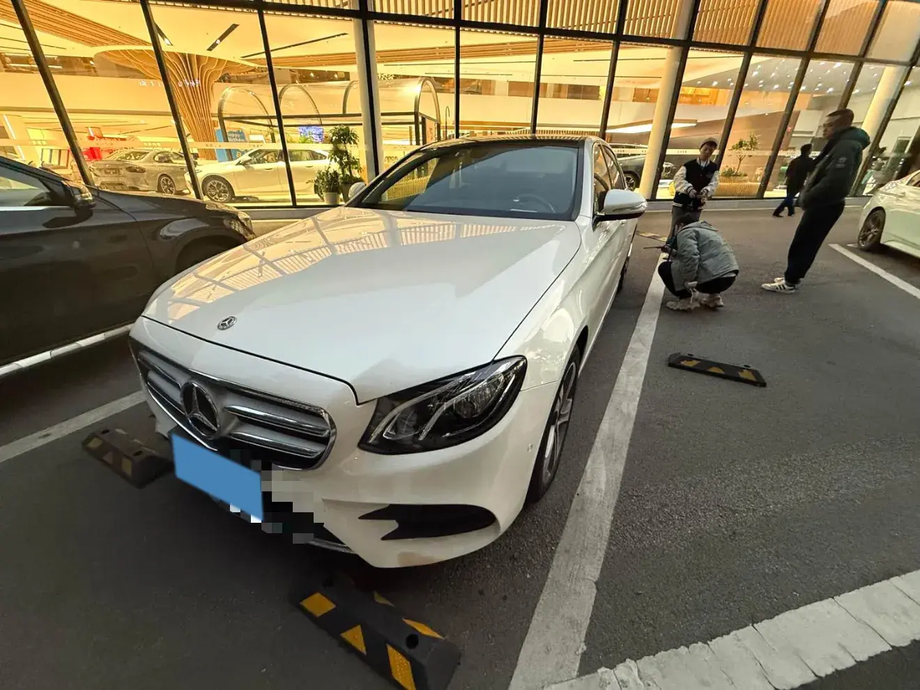 2020 MERCEDES-BENZ E view 1