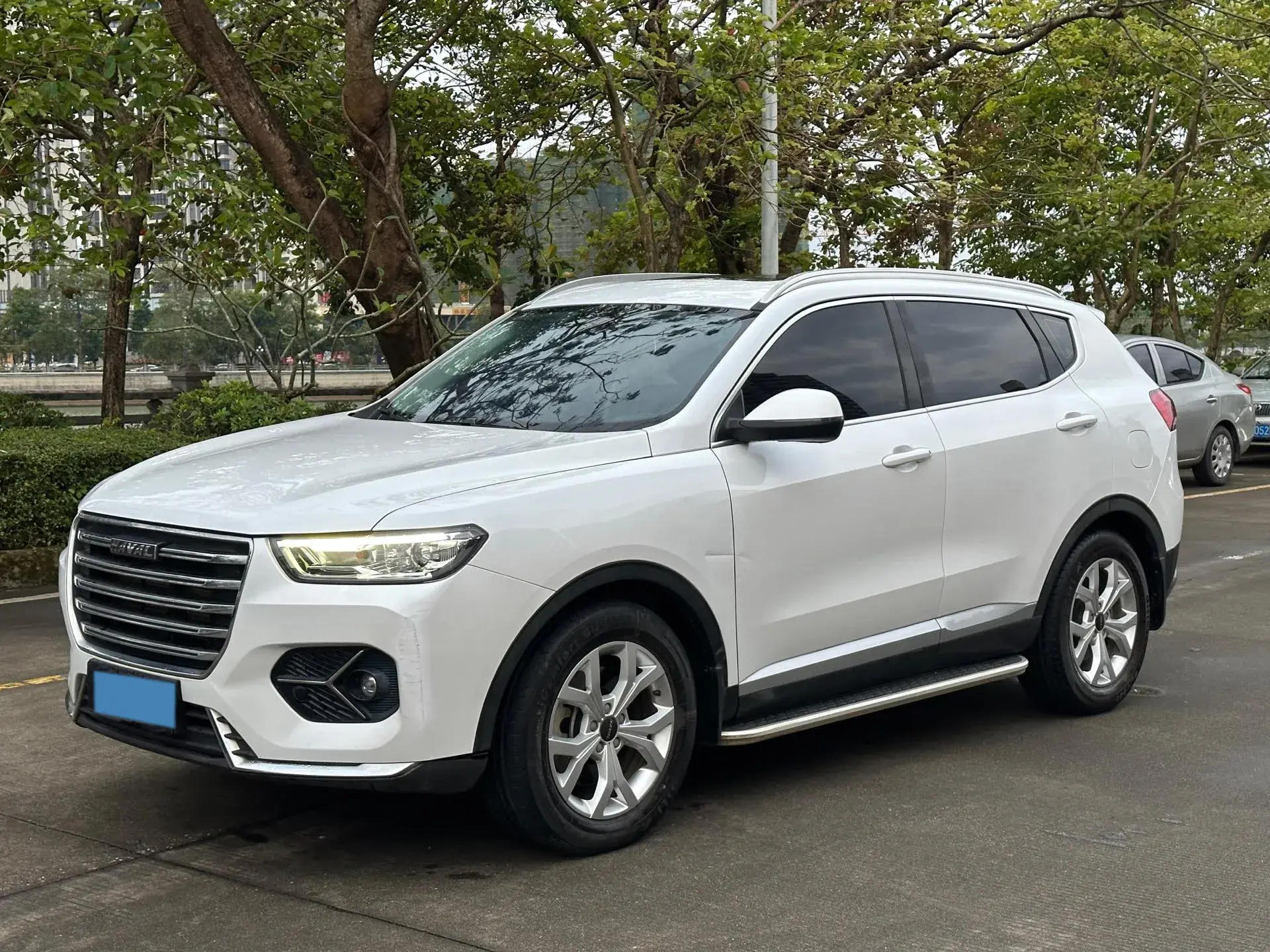 2021 HAVAL H6 view 1