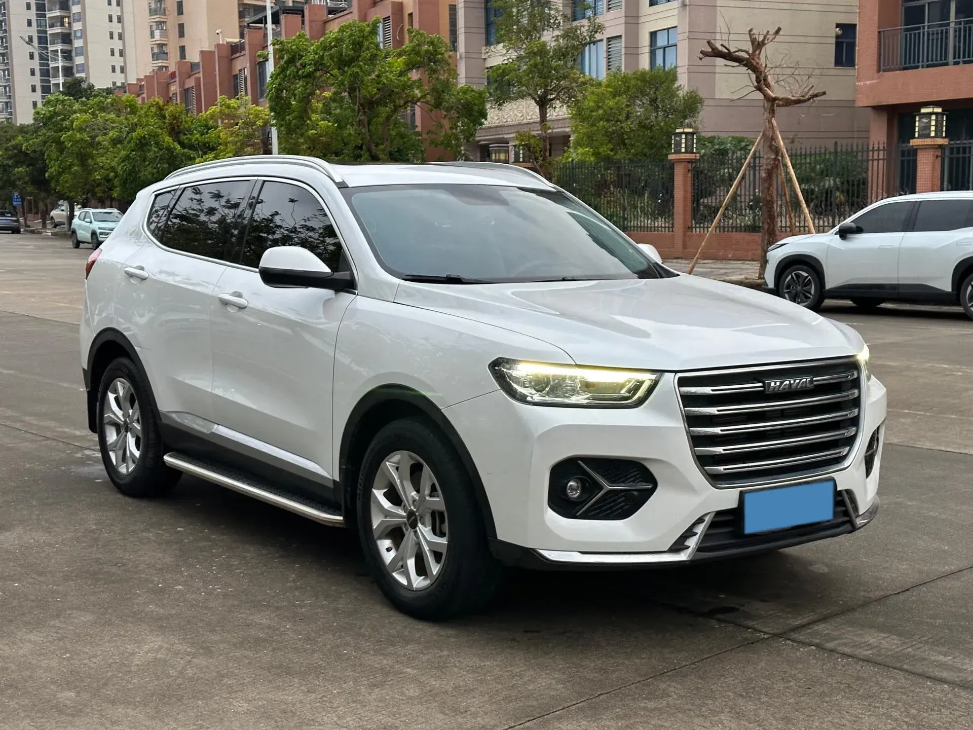 2021 HAVAL H6 thumbnail 3