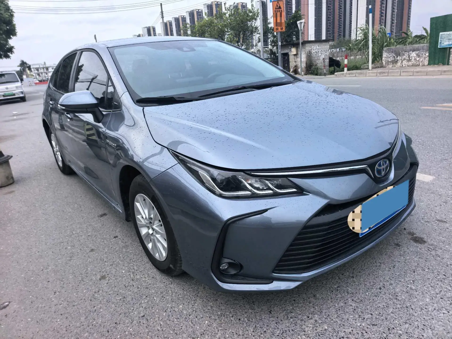 2021 TOYOTA COROLLA thumbnail 3
