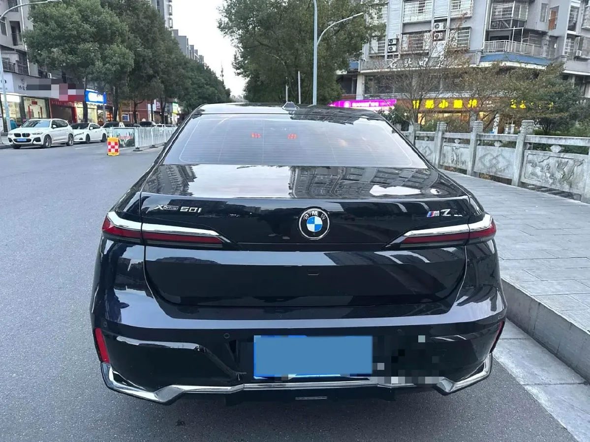 2023 BMW 7 Series 3.0T 272HP L6 8AT,autocango,china used car exporter,china ev exporter,chinese used car exporter,chinese used ev exporter