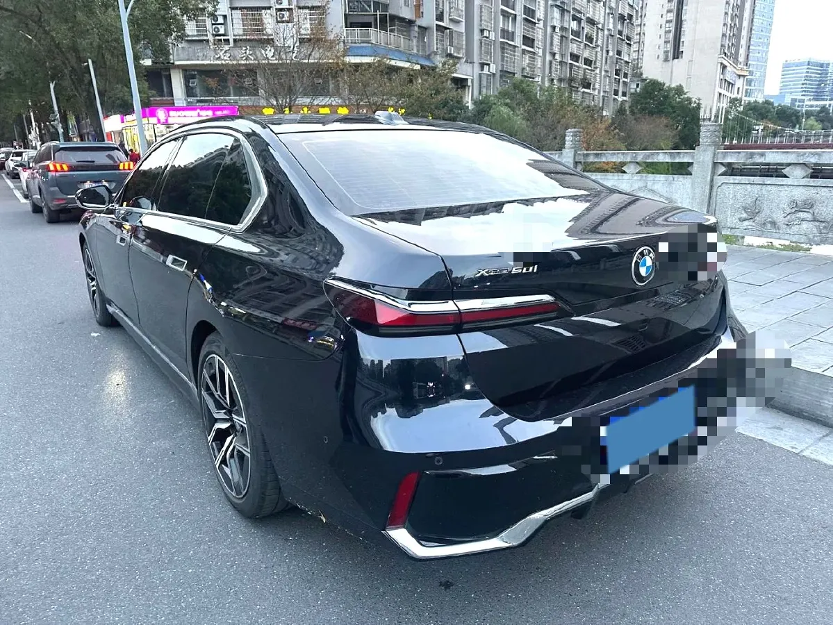 2023 BMW 7 Series 3.0T 272HP L6 8AT,autocango,china used car exporter,china ev exporter,chinese used car exporter,chinese used ev exporter