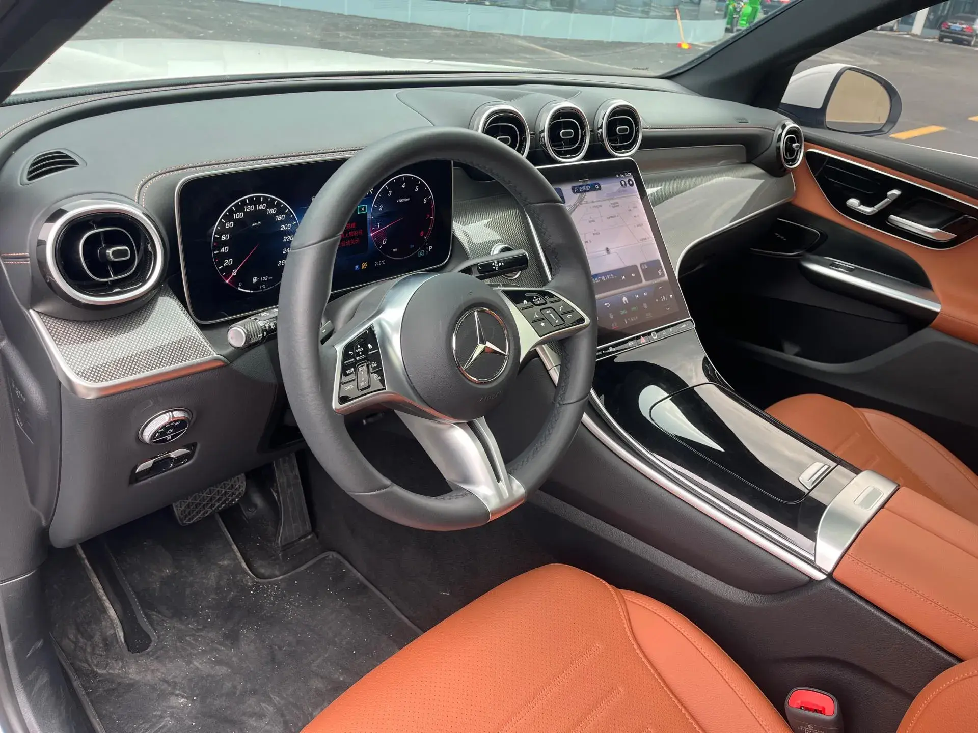 2023 MERCEDES-BENZ GLC thumbnail 3