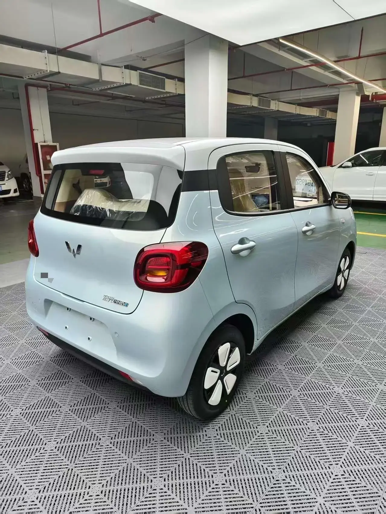 2025 WULING HONGGUANG thumbnail 2