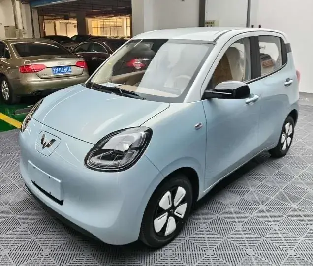 2025 WULING HONGGUANG view 1